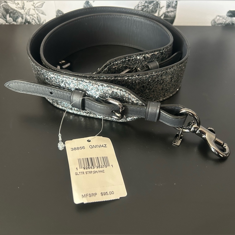 NWT COACH NOVELTY STRAP